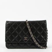 Shop the authentic Chanel Black Caviar Classic Wallet On Chain Bag second hand on Labellov.com!