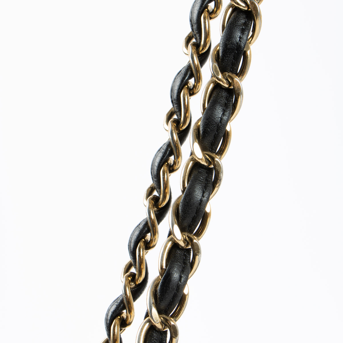 Shop this authentic luxury Chanel Black Lambskin Large/Jumbo Classic Bag Pre-Loved on Labellov.com