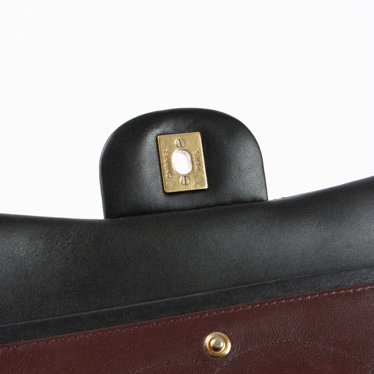 Shop this authentic luxury Chanel Black Lambskin Large/Jumbo Classic Bag Pre-Loved on Labellov.com