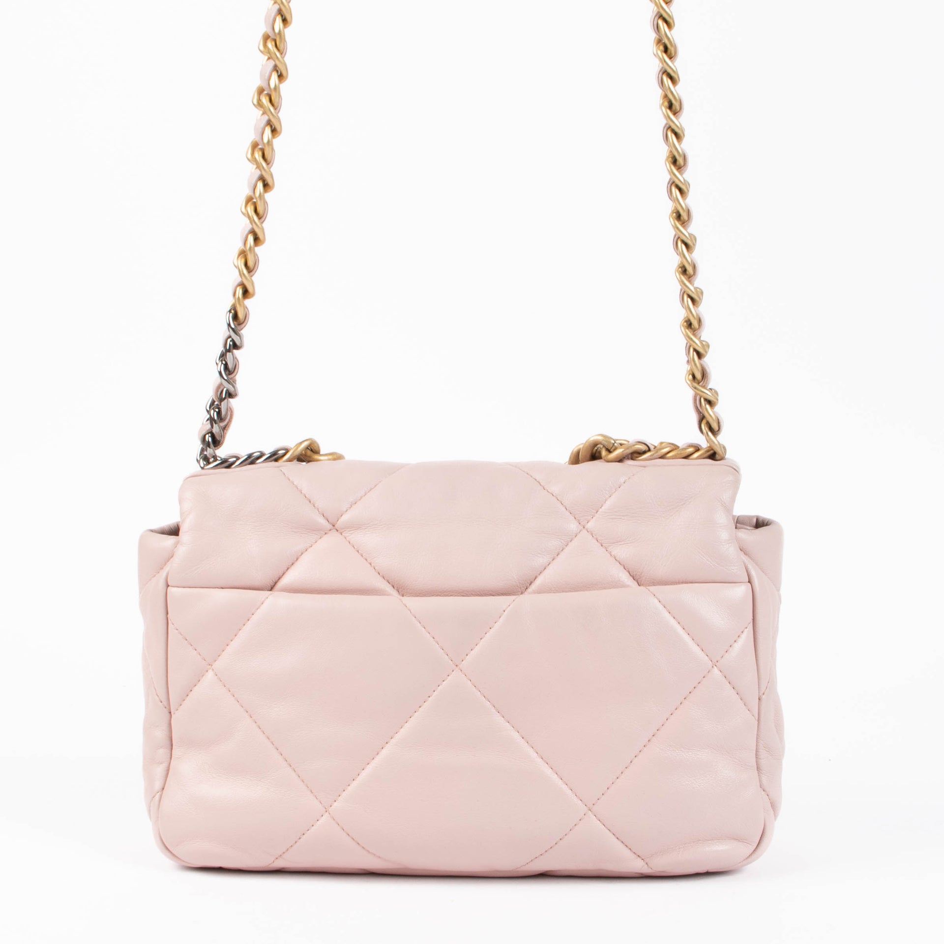 Sac Chanel 19 petit modèle en agneau rose pâle Chanel