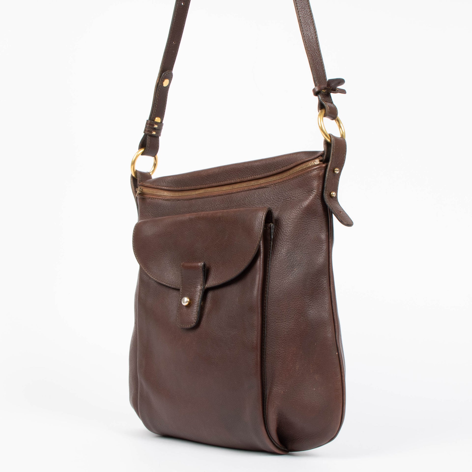 Shop this authentic Delvaux Flou brown Crossbody pre-loved on Labellov.com
