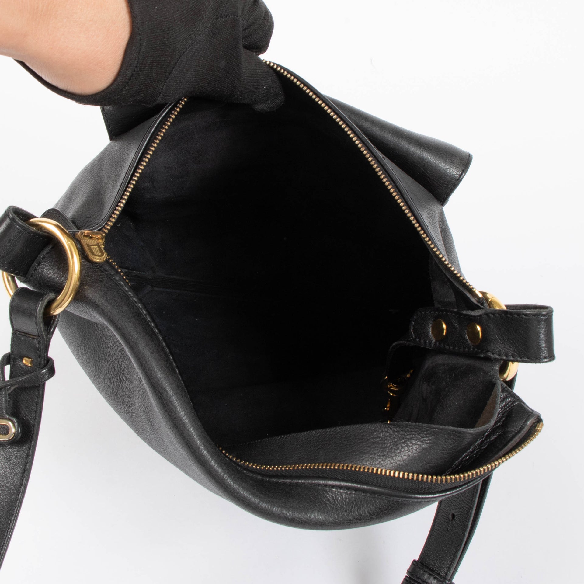 Shop this authentic delvaux flou black Crossbody pre-loved on Labellov.com
