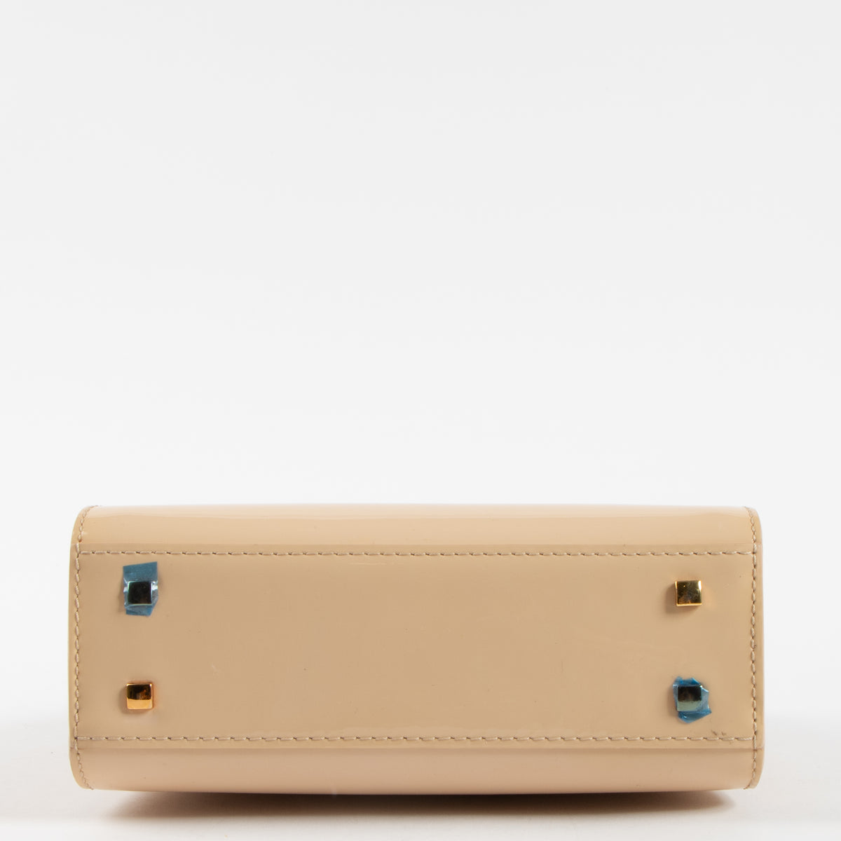 Shop the 100% authentic Delvaux Nude Vernis Tempête Micro Bag second hand on Labellov.com!