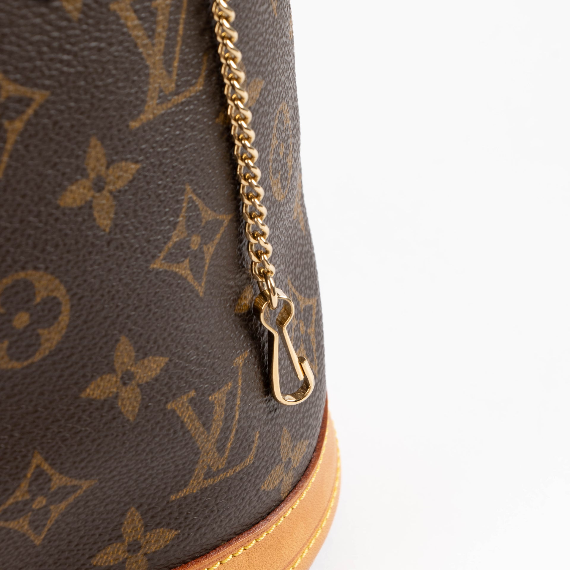 Louis Vuitton Monogram Marais Bucket PM Bag