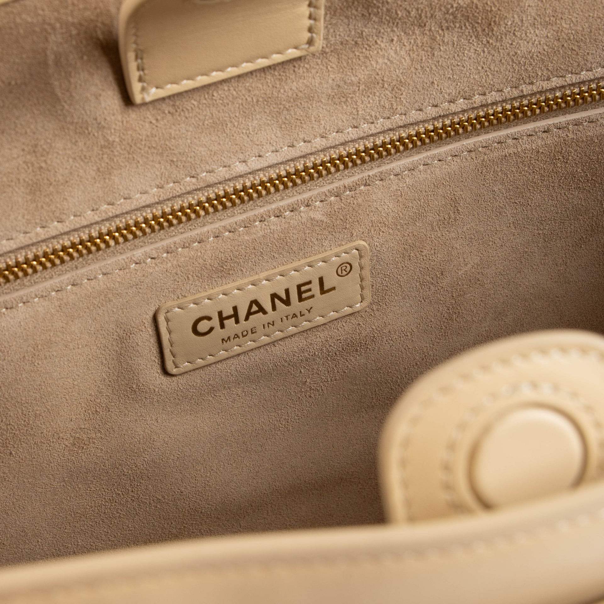Chanel 26S Beige Leather Cerf Executive Small Tote Bag