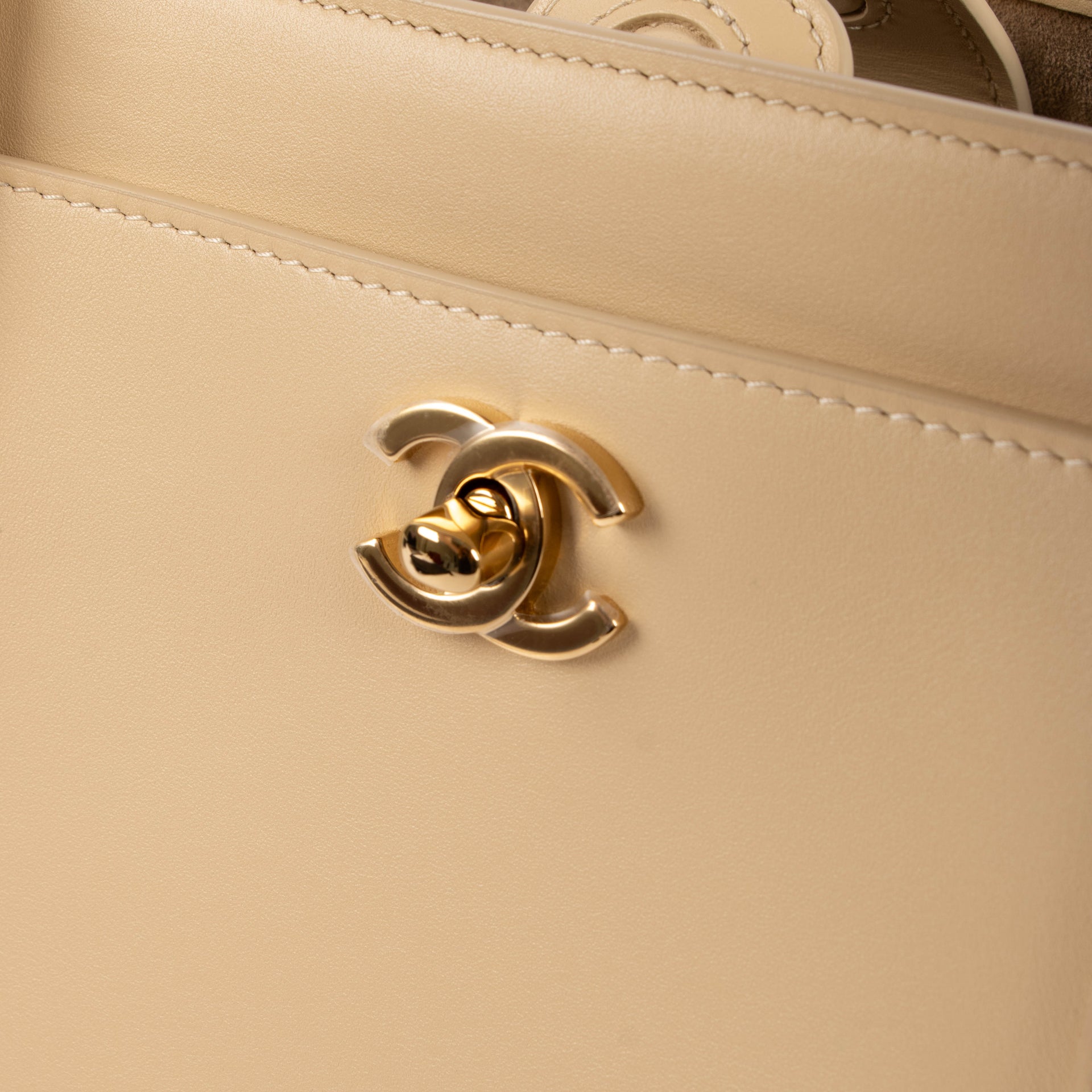 Chanel 26S Beige Leather Cerf Executive Small Tote Bag