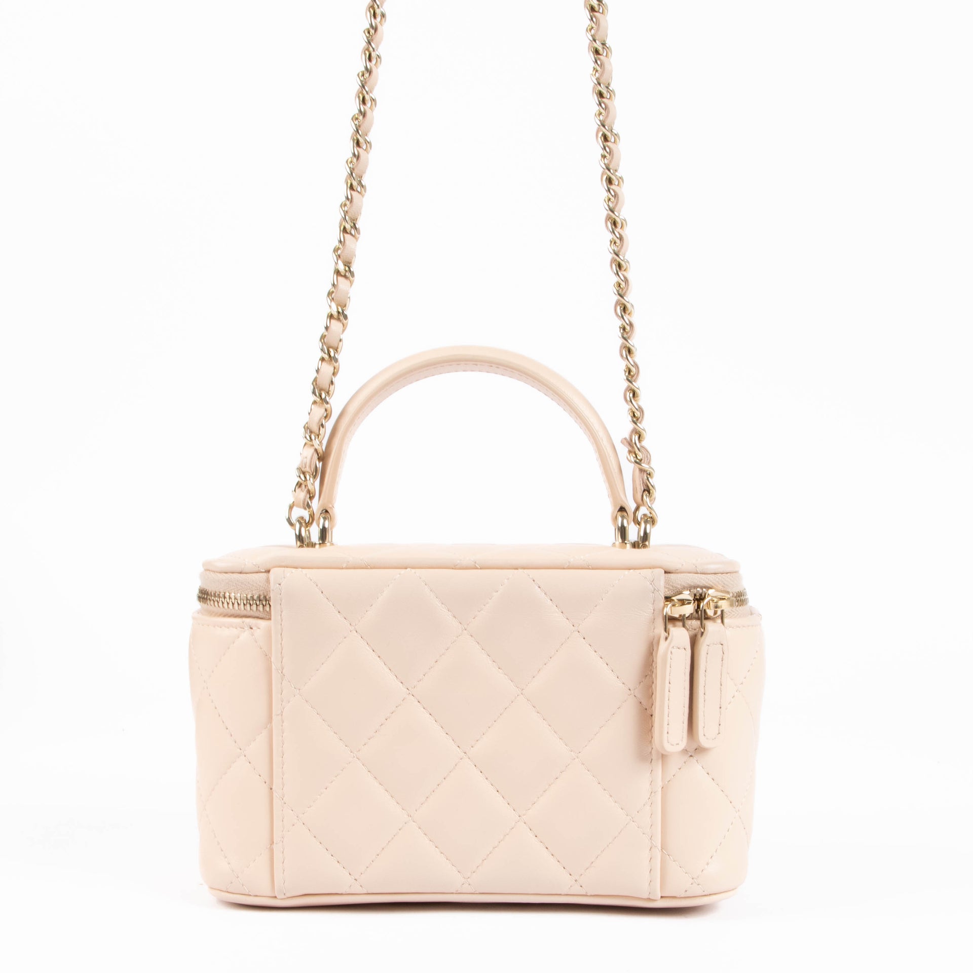 Shop this 100% authentic Chanel Vanity Soft Pink GHW at Labellov.com