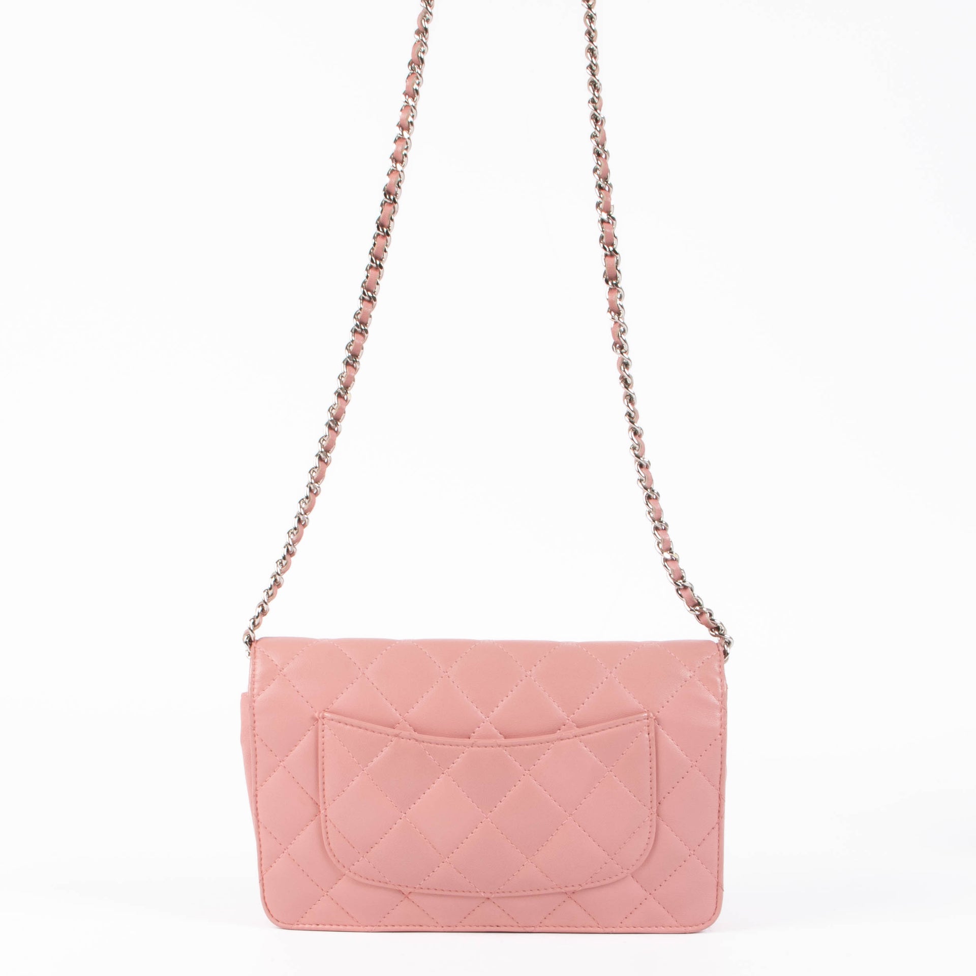 Shop the authentic Chanel Pink Wallet on Chain second hand on Labellov.com