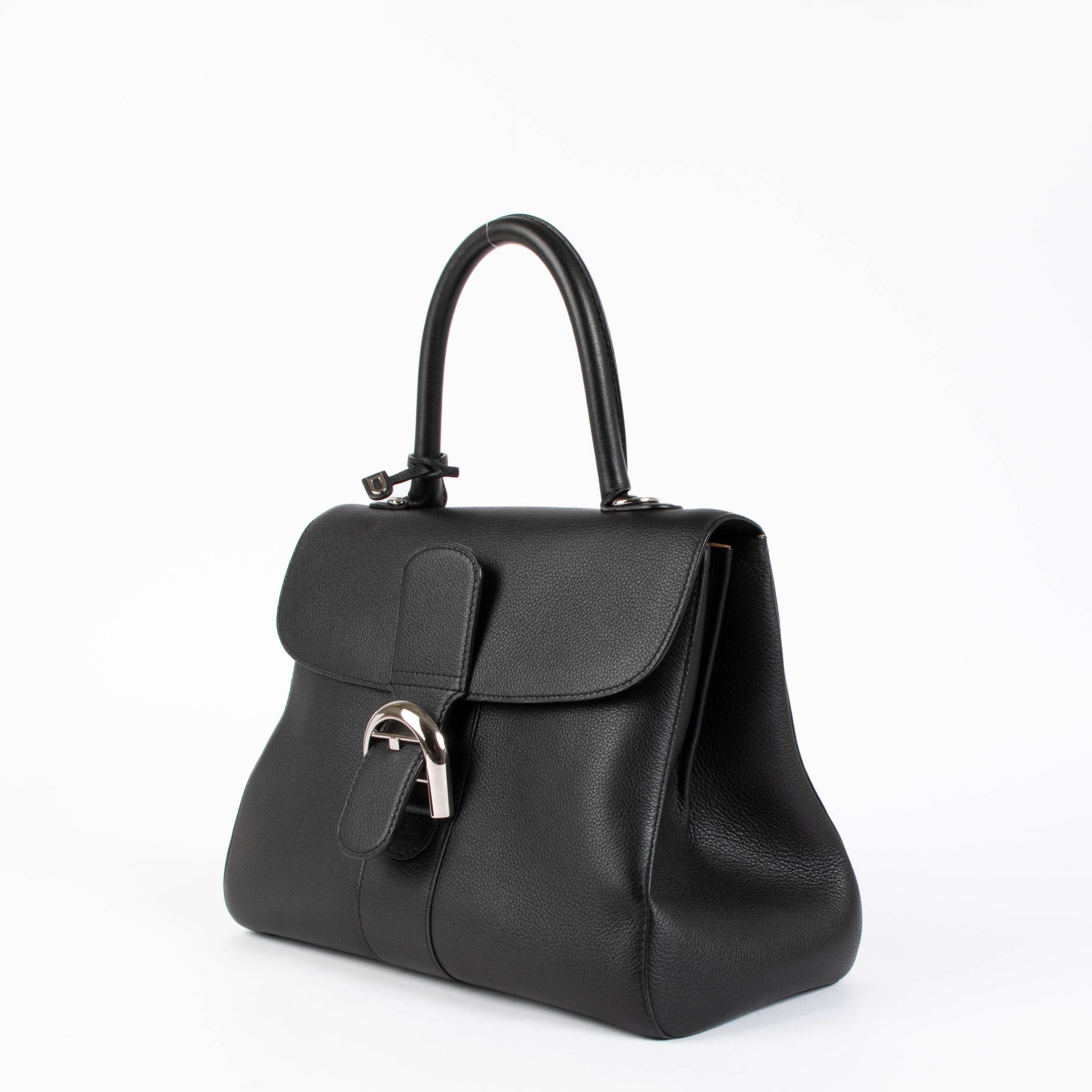 Shop this authentic Delvaux Black Brillant MM bag pre-loved on Labellov.com 