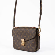 Shop this 100% authentic Louis Vuitton Monogram Pochette Métis at Labellov.com