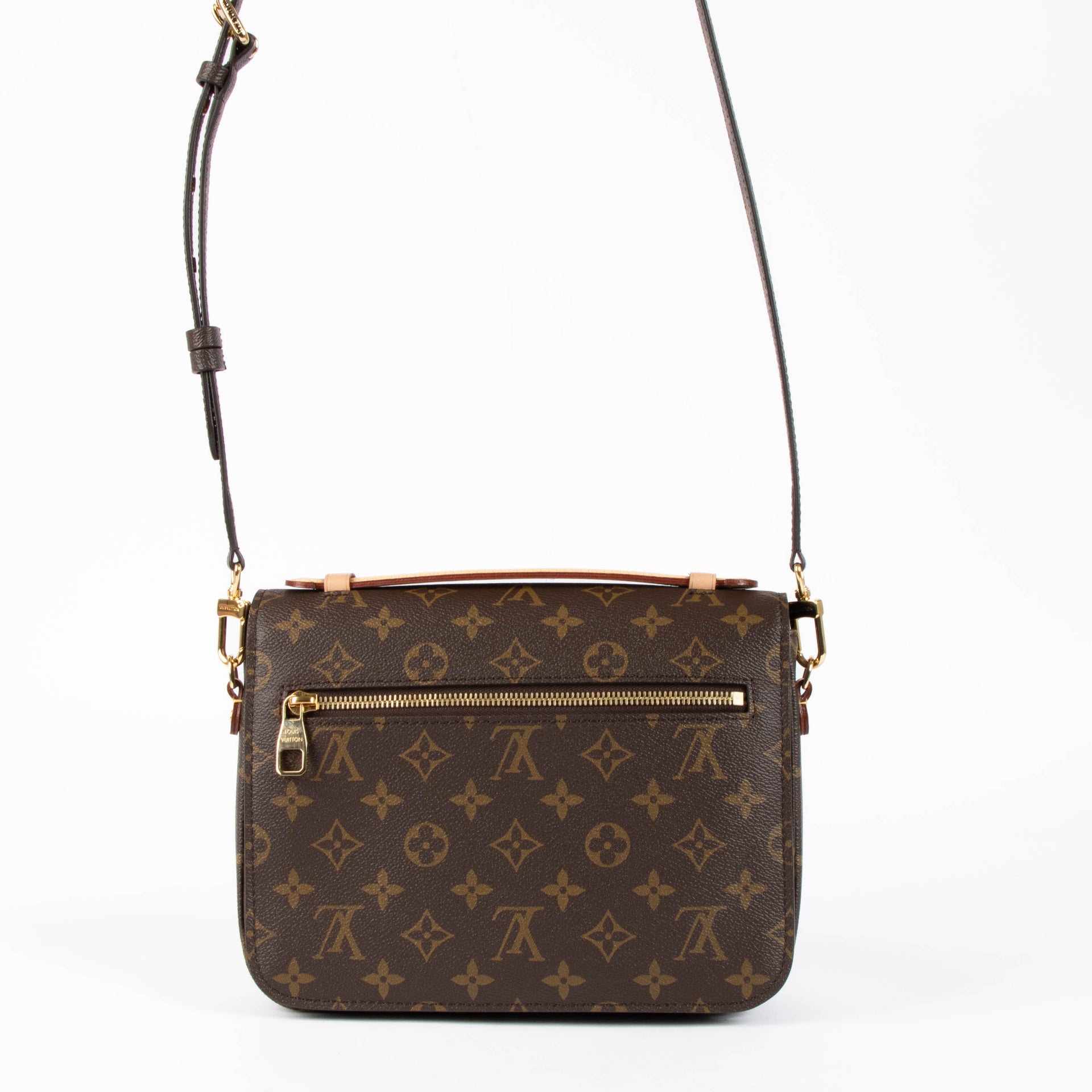 Shop this 100% authentic Louis Vuitton Monogram Pochette Métis at Labellov.com