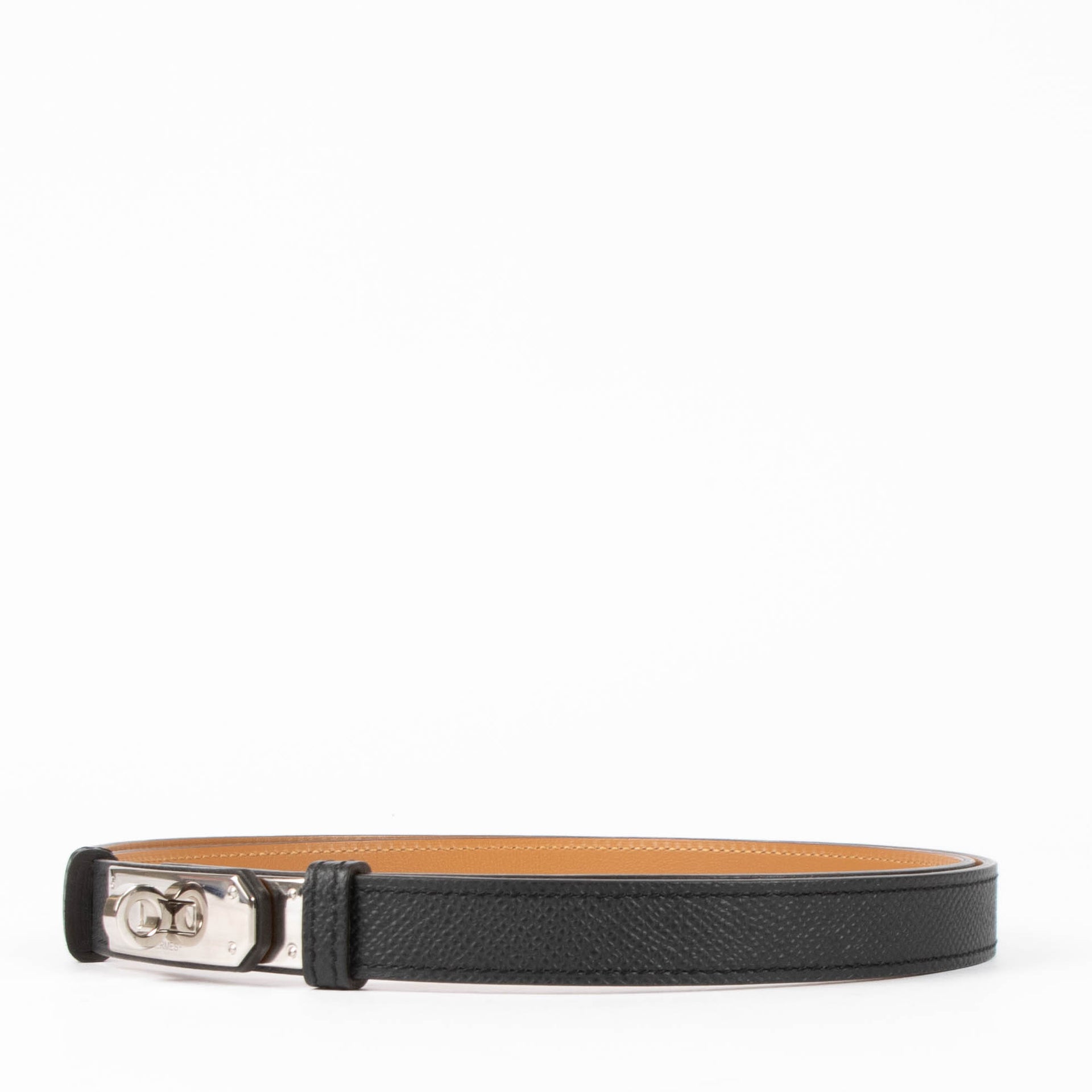 Shop this authentic Hermès Kelly 18 Belt Black Epsom PHW pre-loved on Labellov.com