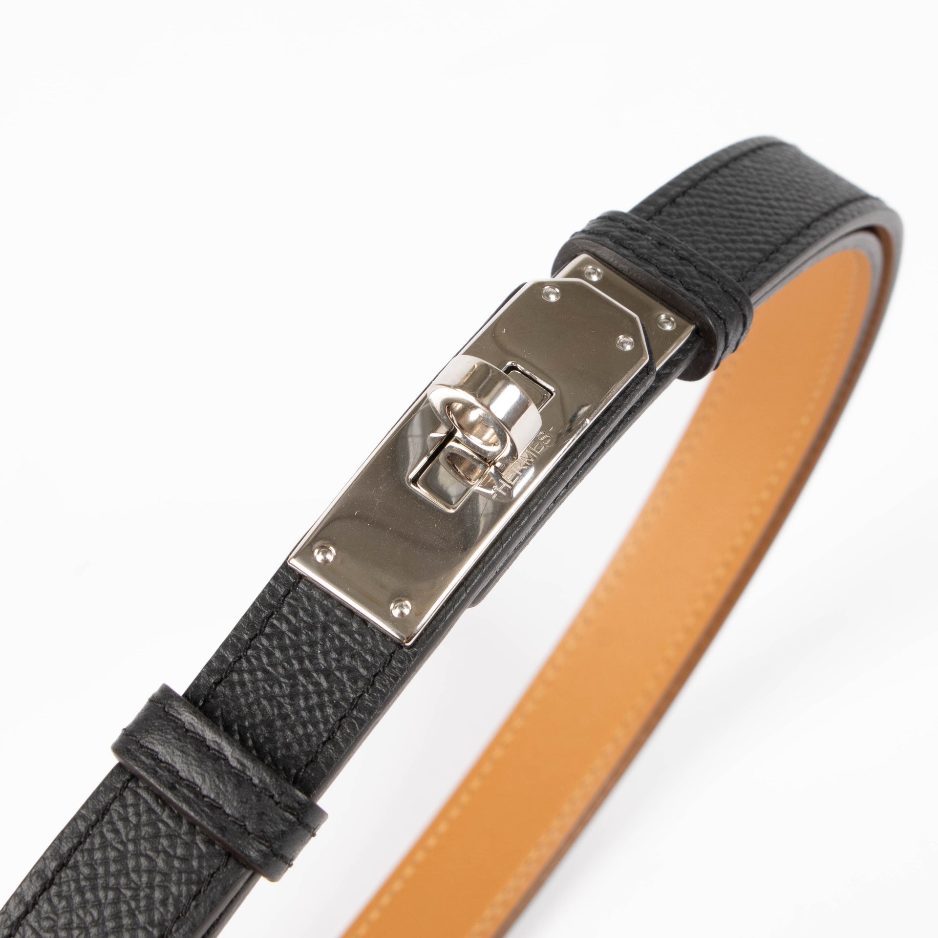 Shop this authentic Hermès Kelly 18 Belt Black Epsom PHW pre-loved on Labellov.com