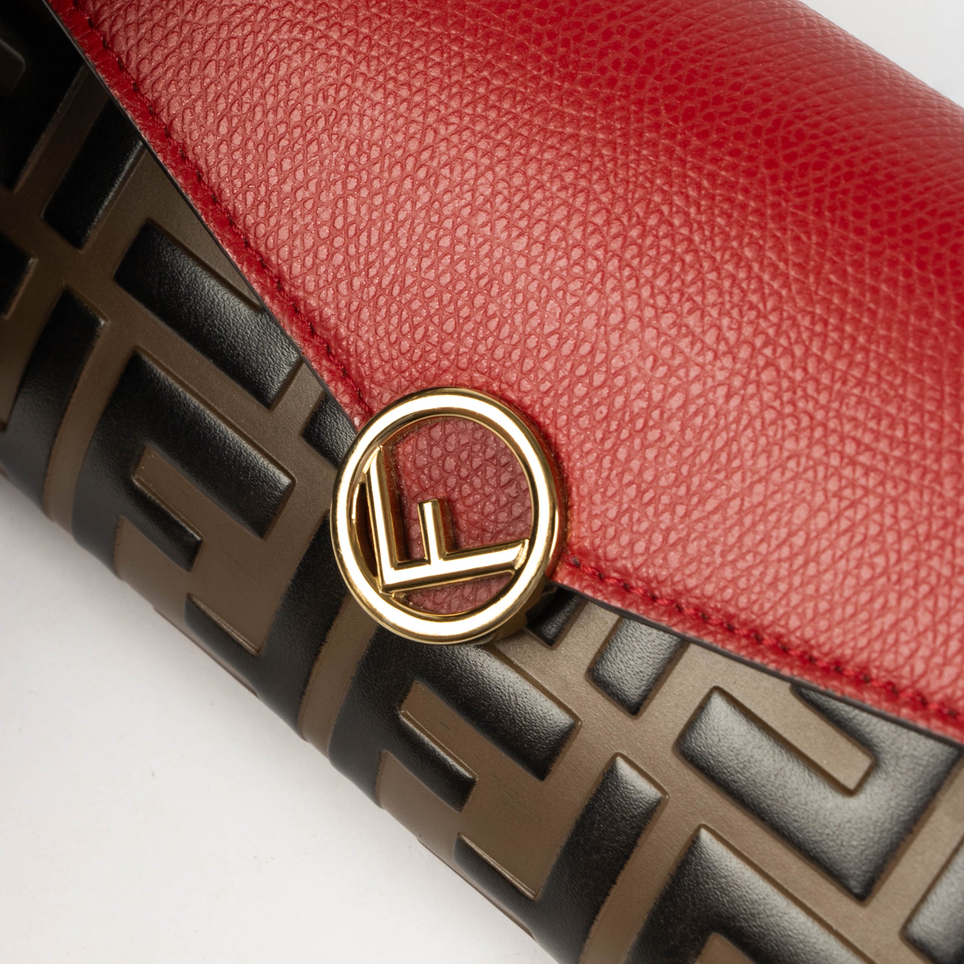 Shop the authentic Fendi FF Continental Wallet second hand on Labellov.com