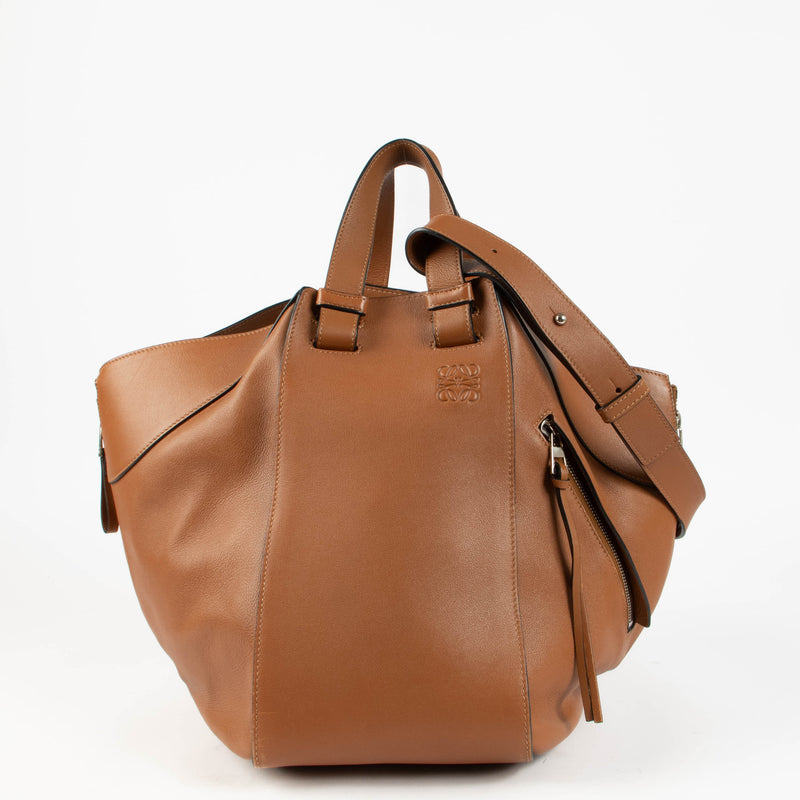 Shop the authentic Loewe Tan Medium Hammock Bag second hand on Labellov.com