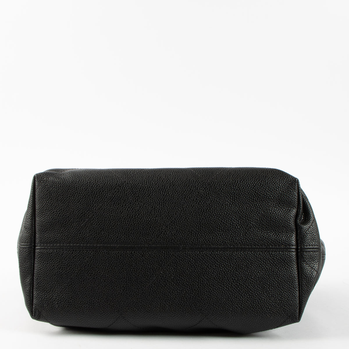 Shop this authentic Chanel 26P Black Soft Caviar CC Small Shoppping Bag pre-loved on Labellov.com