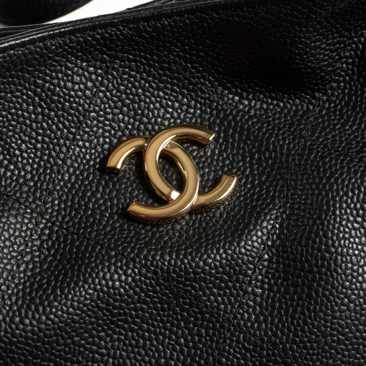 Shop this authentic Chanel 26P Black Soft Caviar CC Small Shoppping Bag pre-loved on Labellov.com