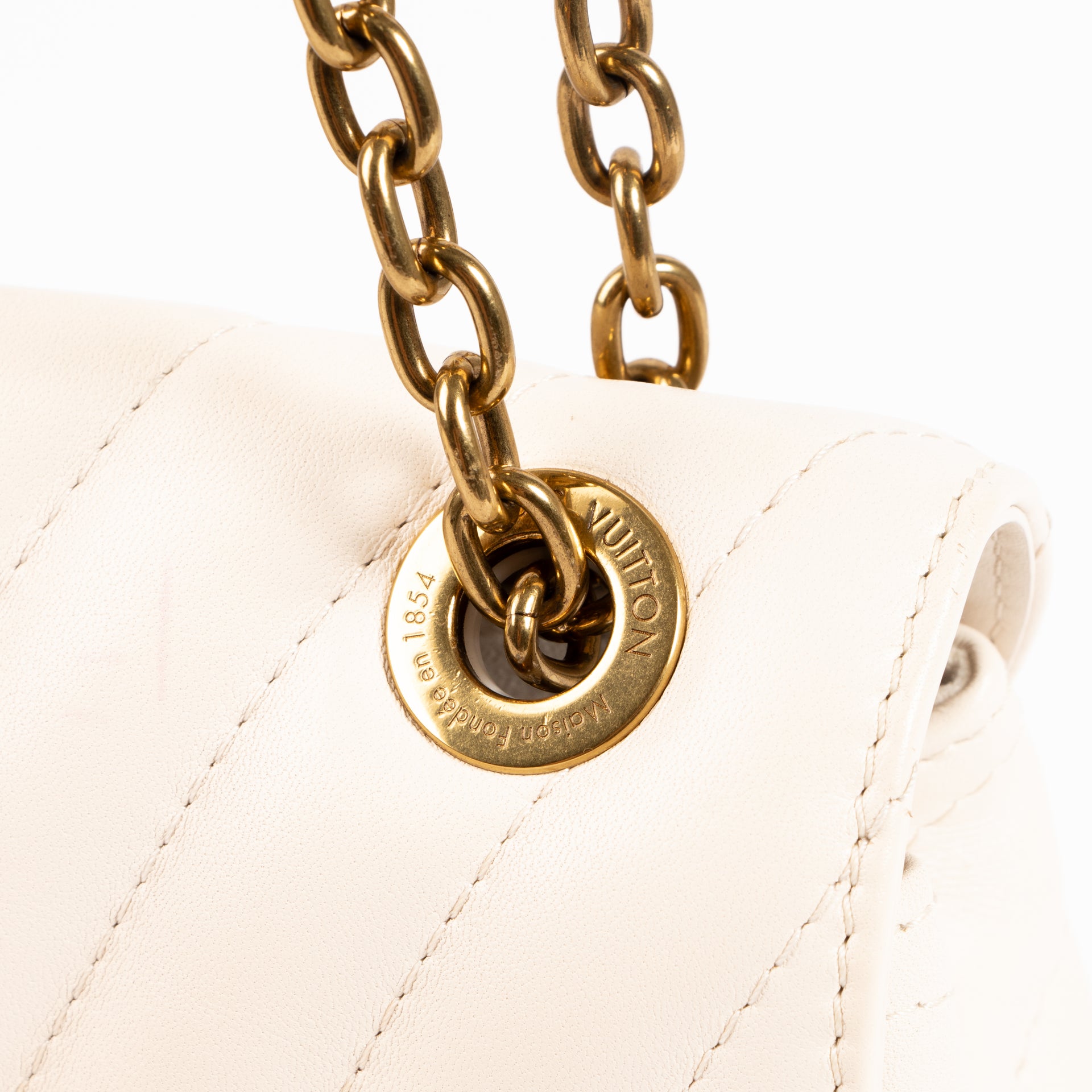 Shop the authentic Louis Vuitton White New Wave Chain Bag on Labellov.com