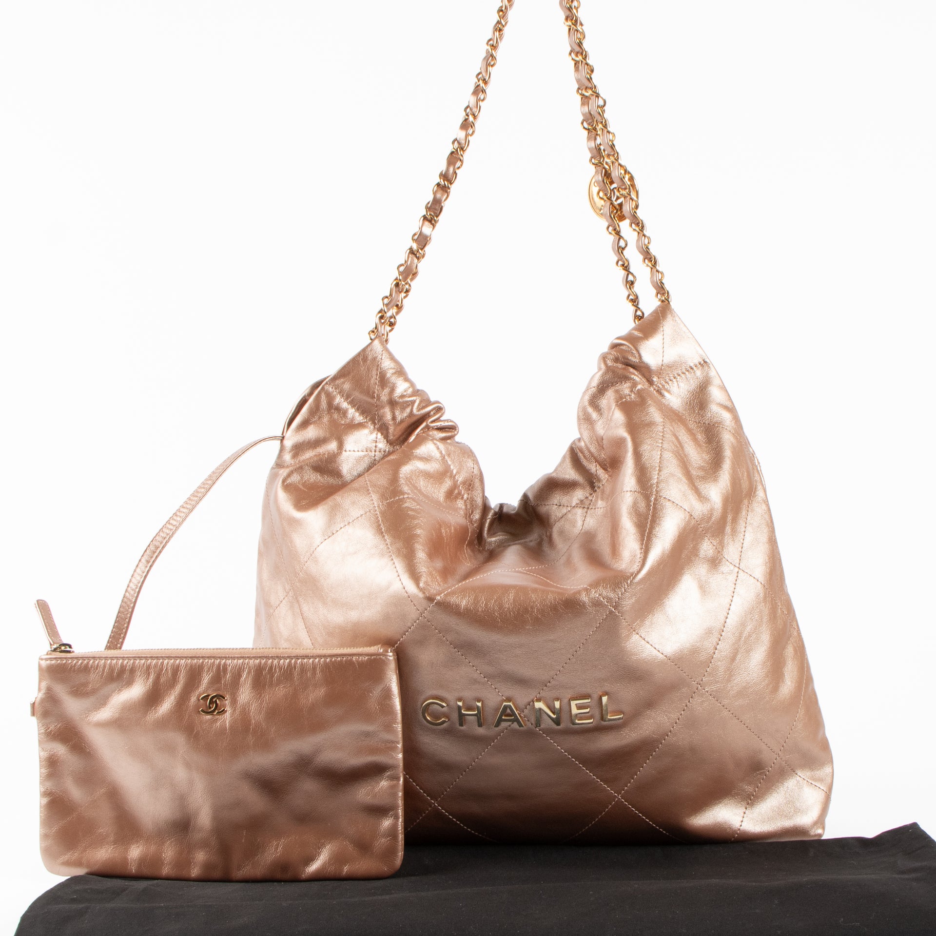Shop the authentic Chanel Rose Gold Calfskin Chanel 22 Large Bag second hand on Labellov.com!
