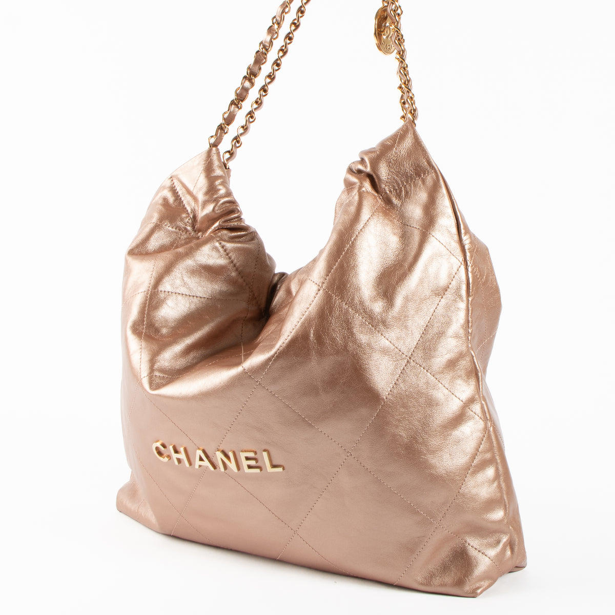 Shop the authentic Chanel Rose Gold Calfskin Chanel 22 Large Bag second hand on Labellov.com!