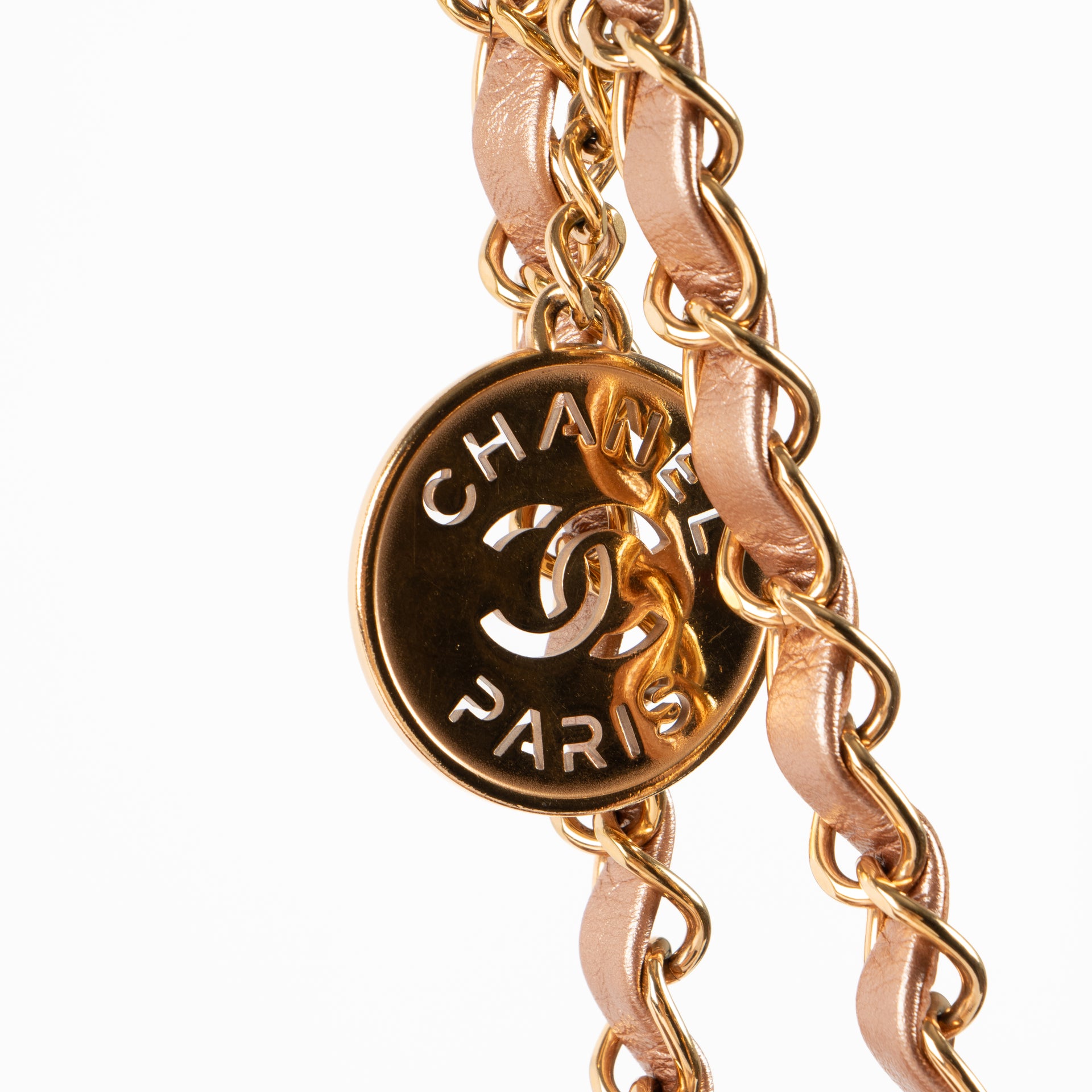 Shop the authentic Chanel Rose Gold Calfskin Chanel 22 Large Bag second hand on Labellov.com!