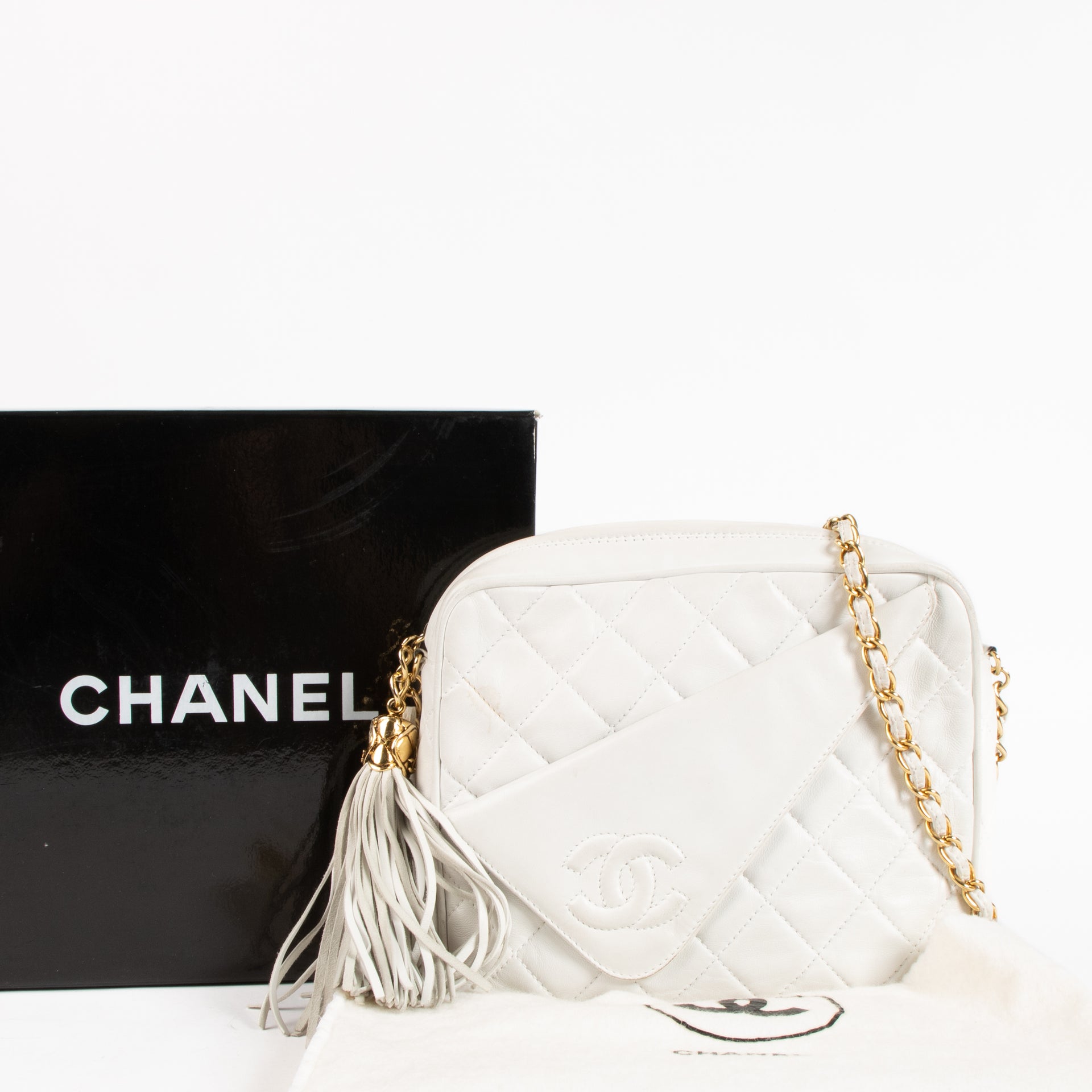 Chanel Vintage White Lambskin Tassel Camera Bag