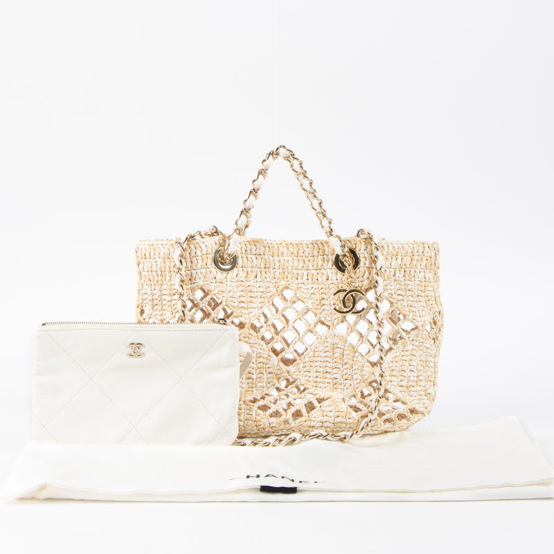 Shop this authentic luxury Chanel 24M Coco Beach Beige Raffia Small Shopping Bag pre-loved by Labellov.com