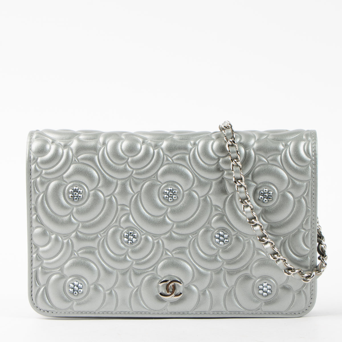 Shop this authentic Chanel Silver Diamante Crystal Camellia Quilted Wallet On Chain pre-loved on Labellov.com