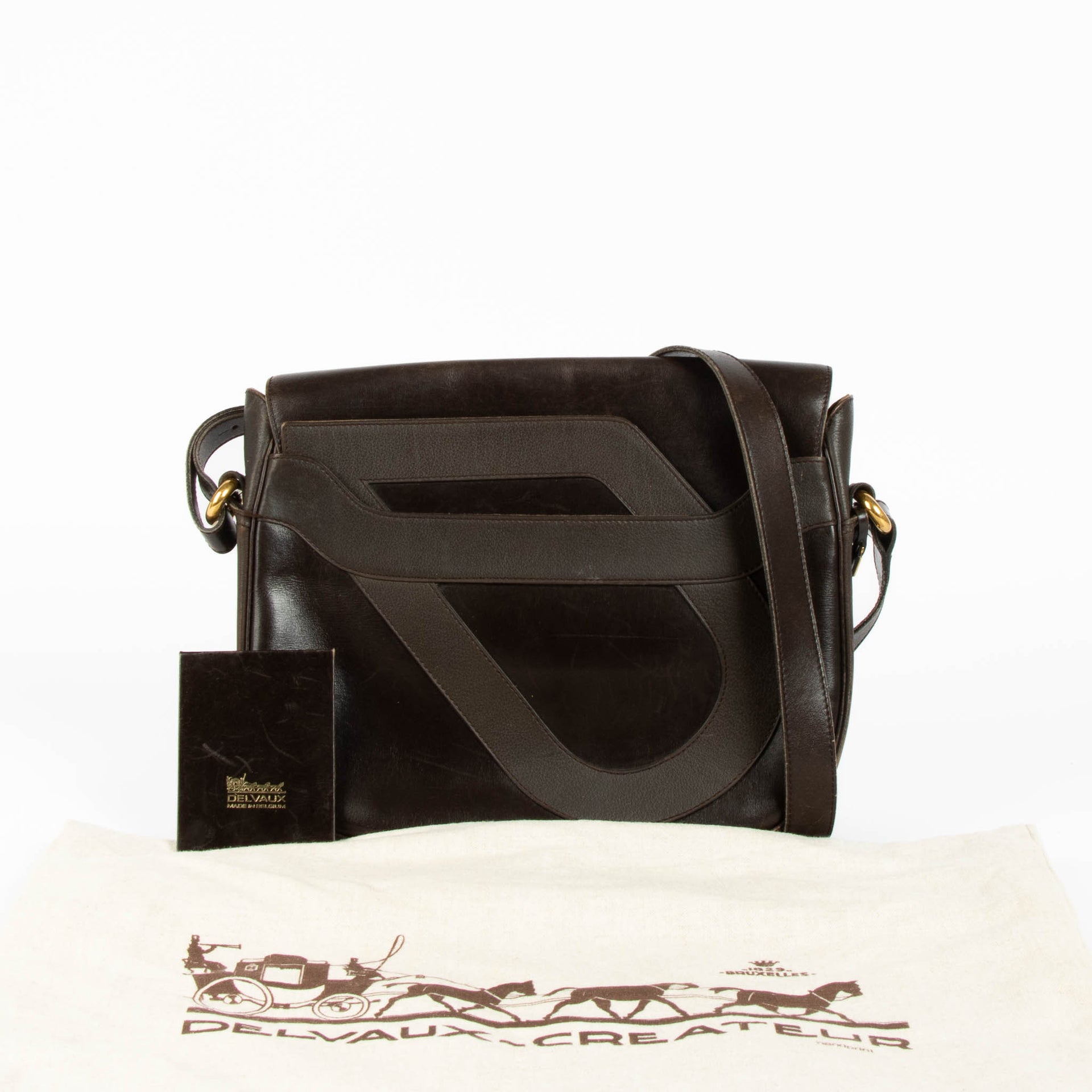 Shop the authentic Delvaux Brown Vintage Crossbody Bag second hand on Labellov.com