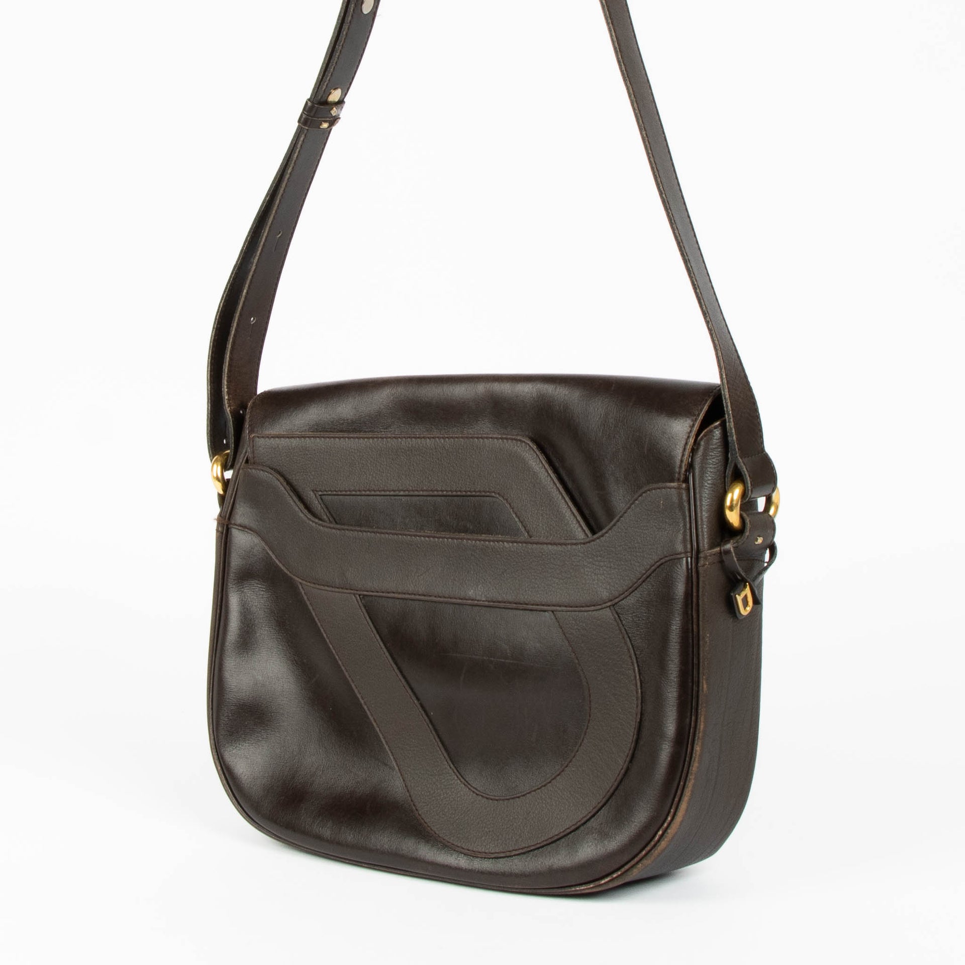 Shop the authentic Delvaux Brown Vintage Crossbody Bag second hand on Labellov.com