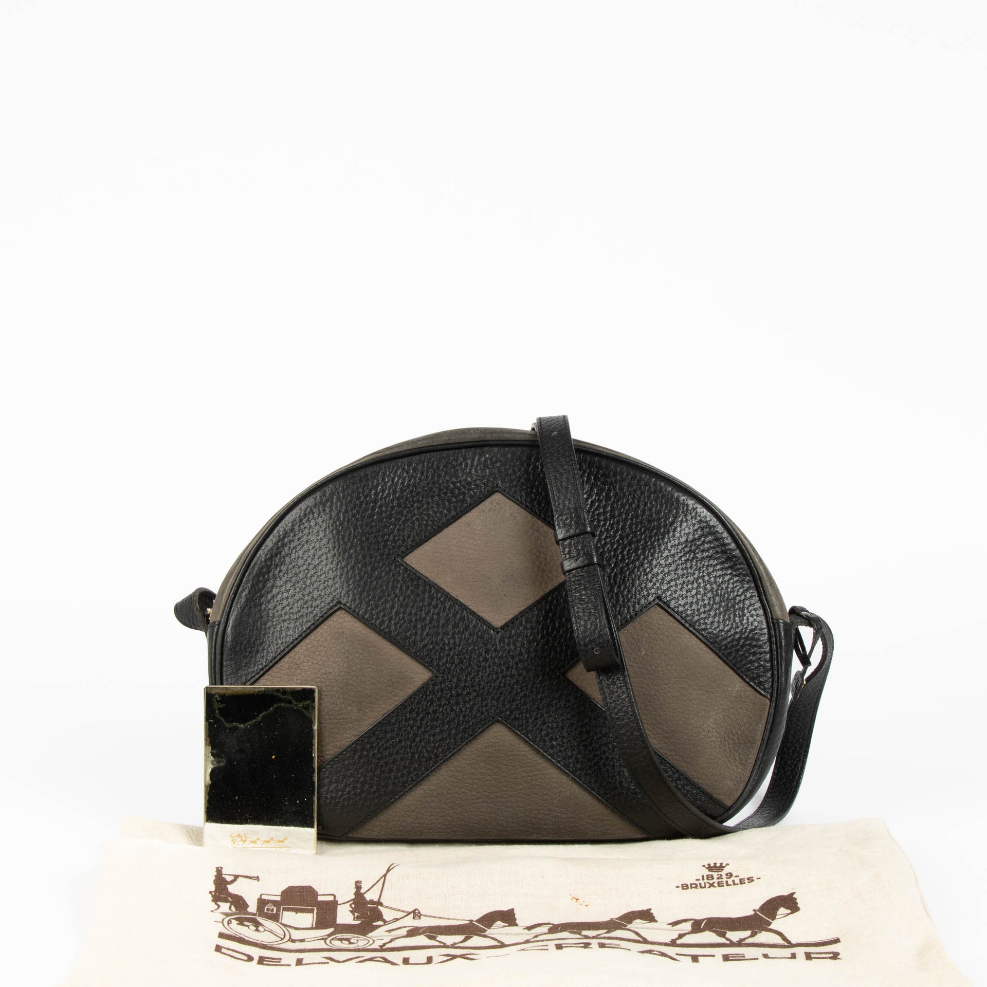 Shop the authentic Delvaux Grey Crossbody Bag second hand on Labellov.com