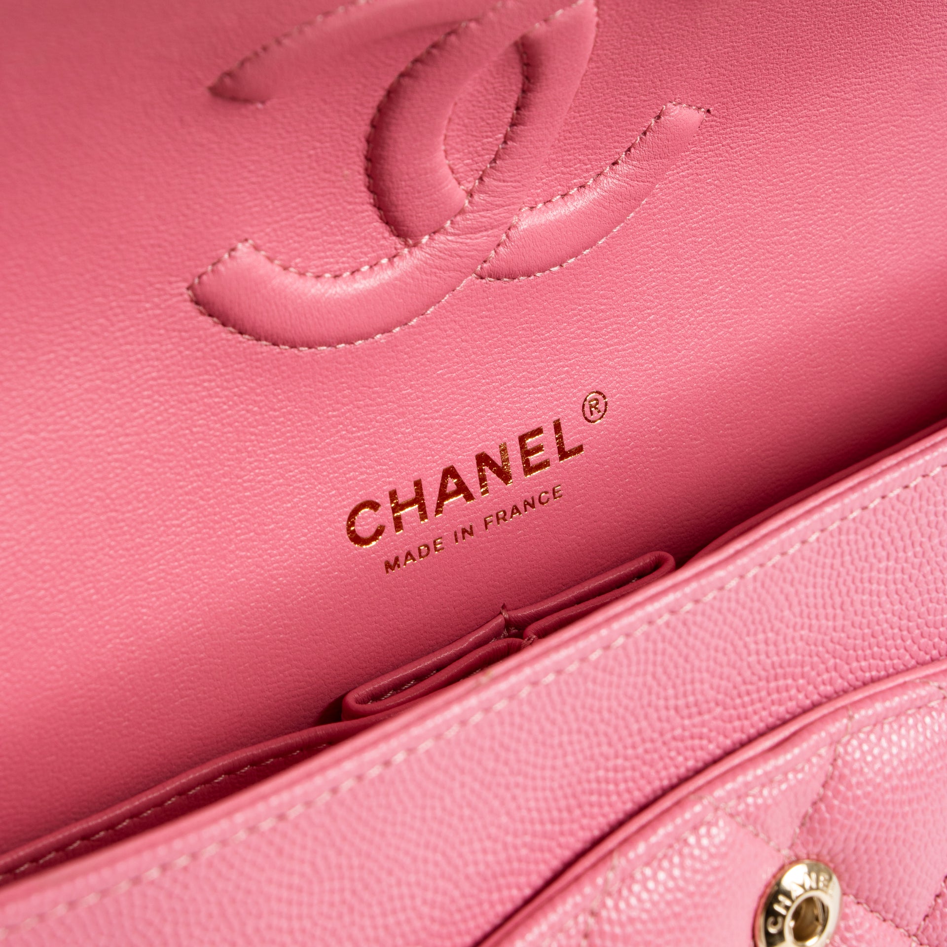 Shop the authentic Chanel Pink Caviar Medium Classic Flap Bag on Labellov.com !