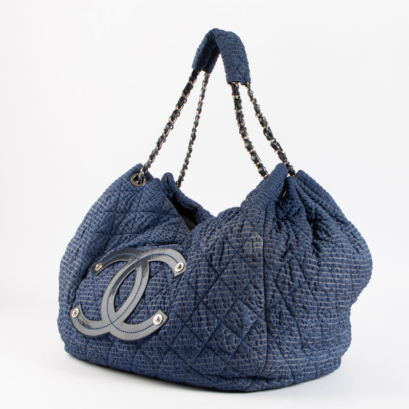 Shop the authentic Chanel Blue Quilted Cloquée Nylon Bubble Large Hobo Bag on Labellov.com !