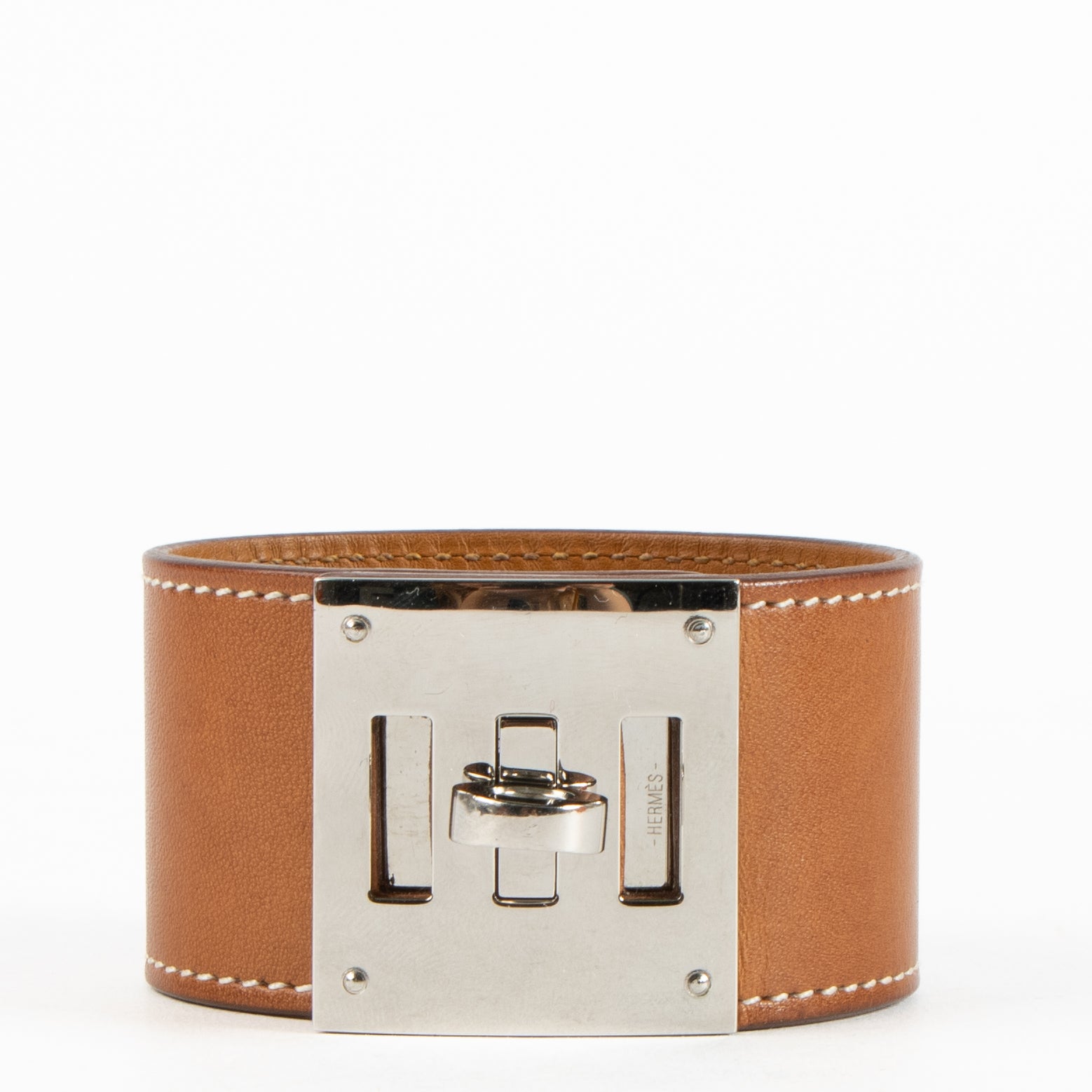 Shop the authentic Hermès Kelly Dog Bracelet on Labellov.com !