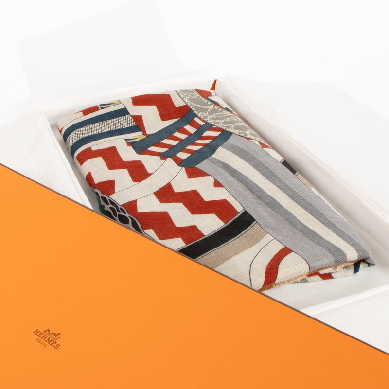 Shop the authentic Hermès Cashmere Shawl Scarf on Labellov.com !