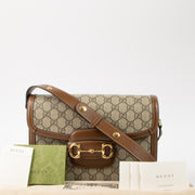 Shop this authentic Gucci GG Supreme Horsebit 1955 Medium Bag pre-loved on Labellov.com 