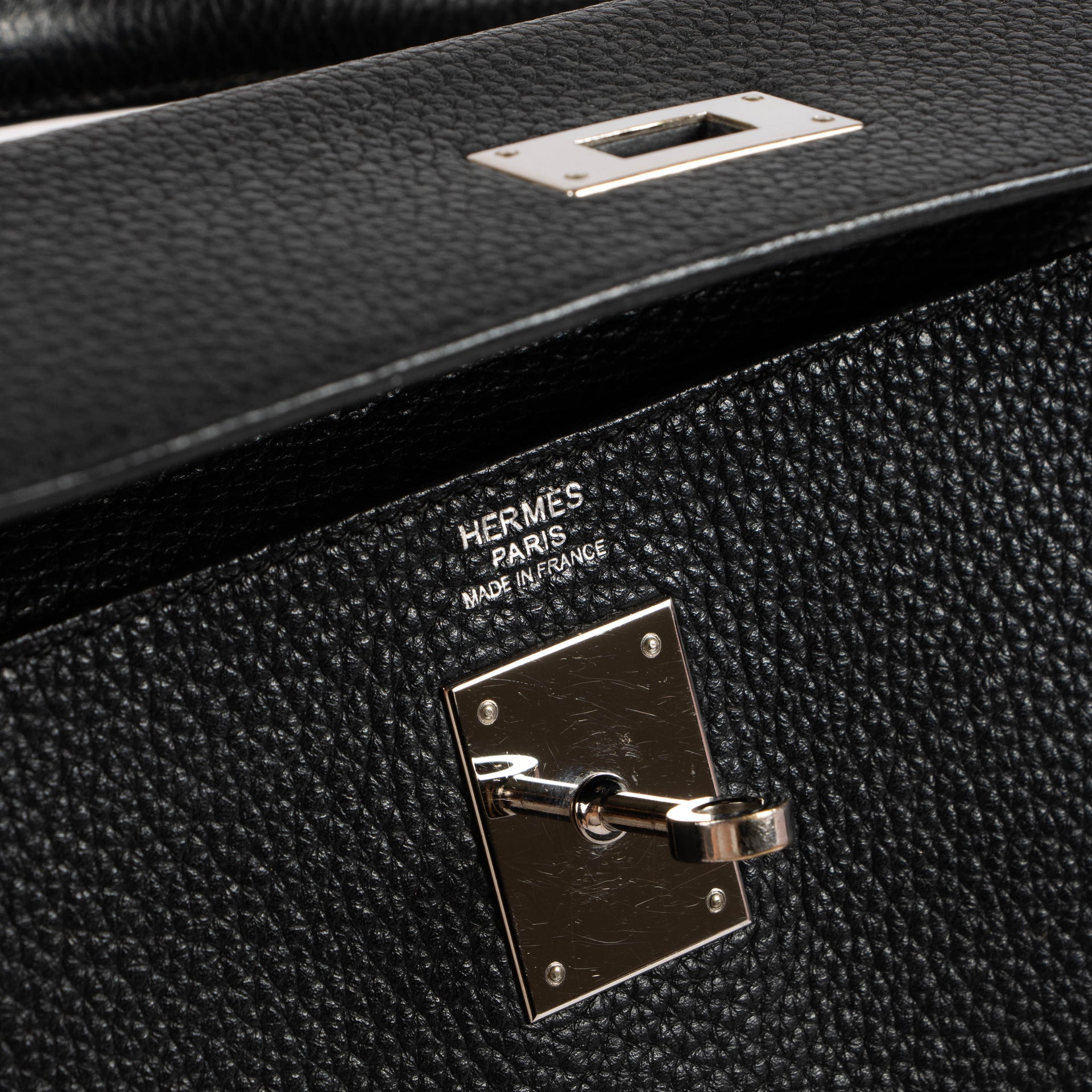 Hermès Kelly 32 Black Togo PHW