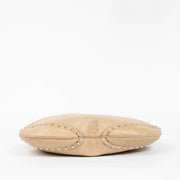 Shop this authentic Gucci Beige Guccissima Pelham Medium Hobo pre-loved on Labellov.com