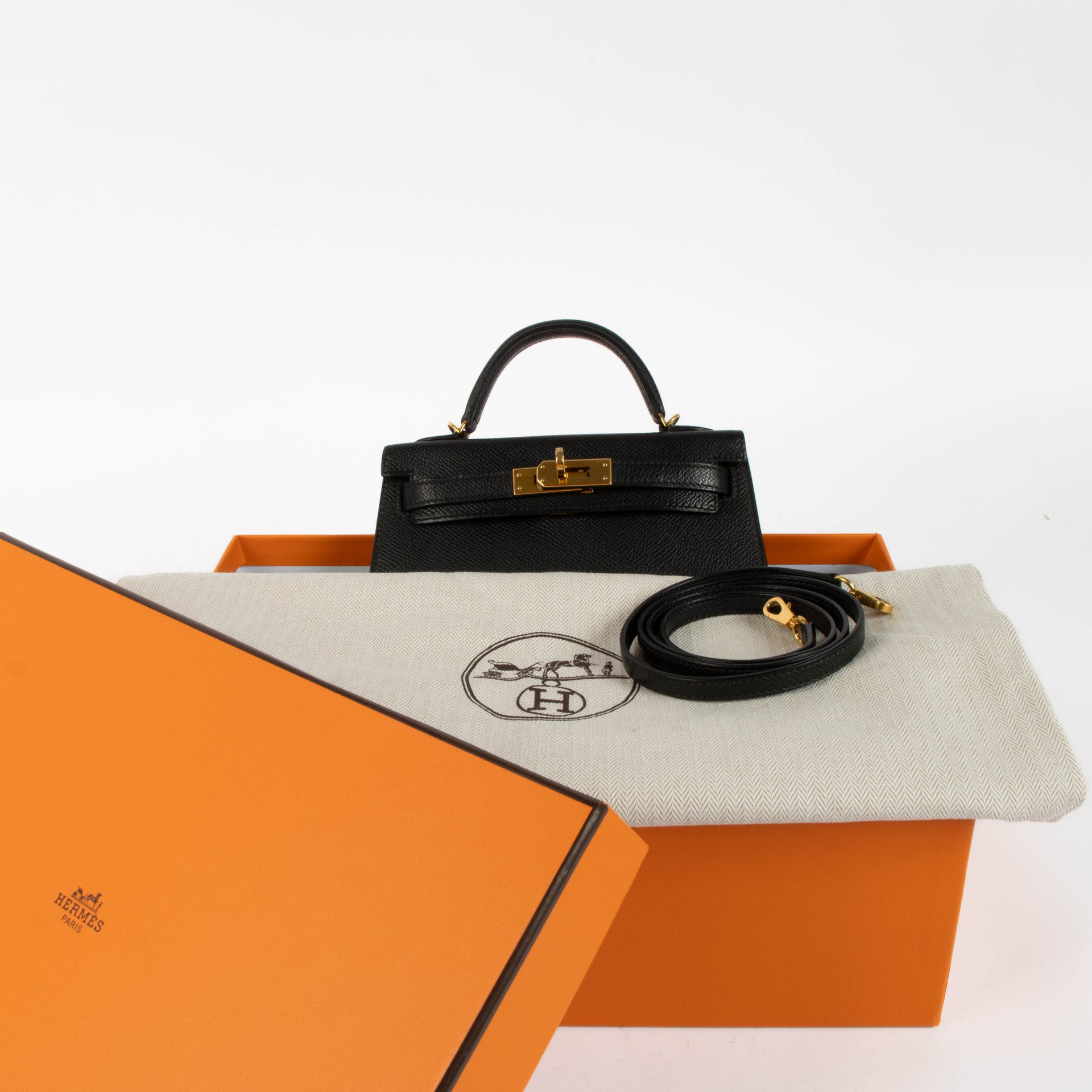 Hermès Kelly Mini II Black Epsom GHW