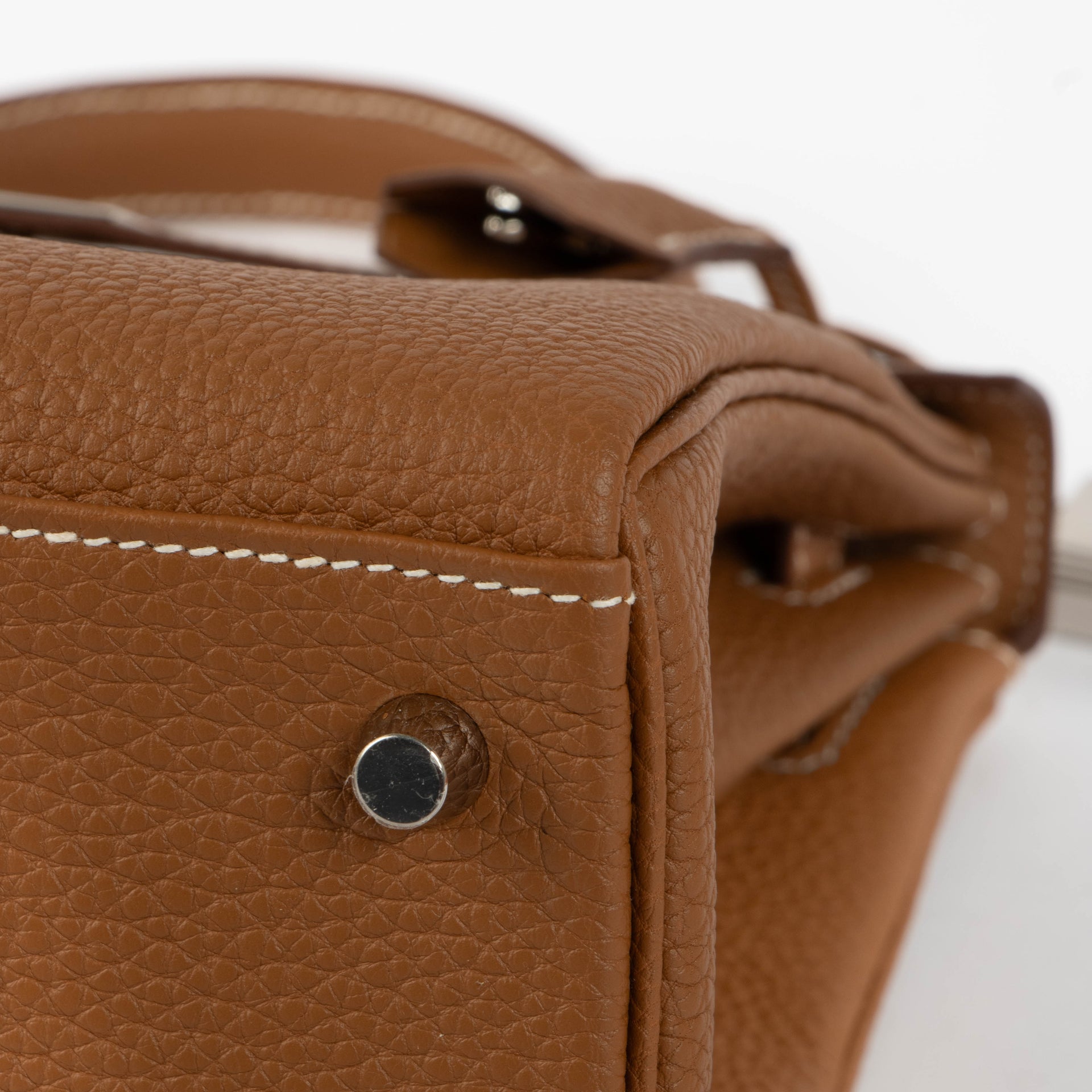 Hermès Kelly 28 Gold Togo PHW