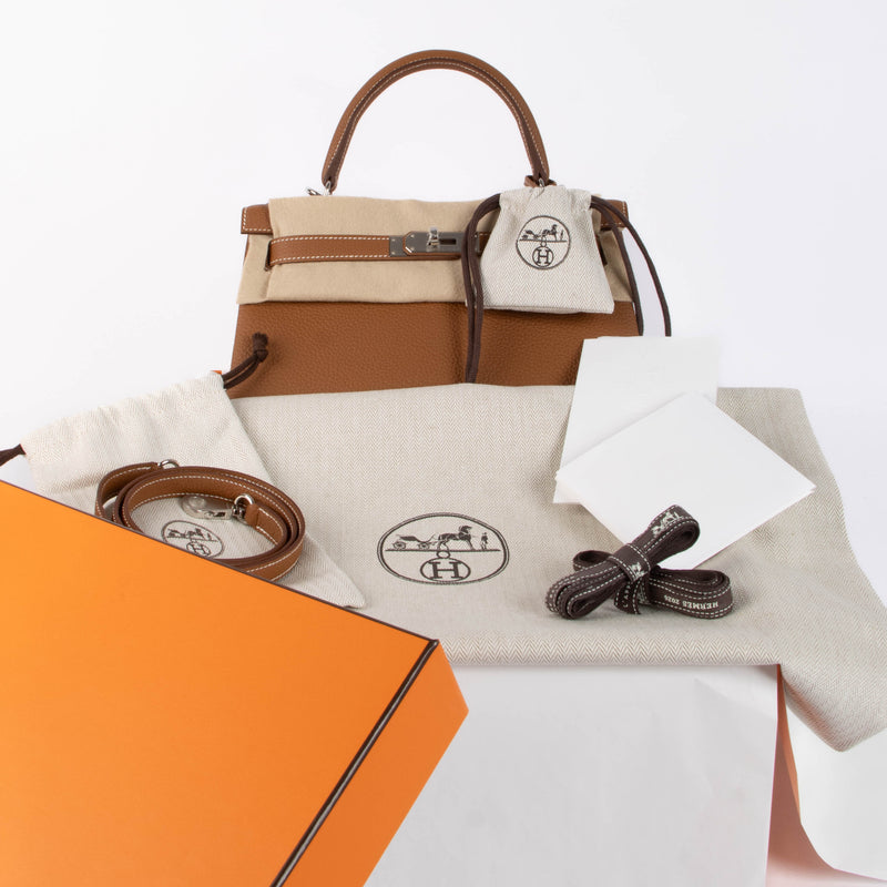 Hermès Kelly 28 Gold Togo PHW