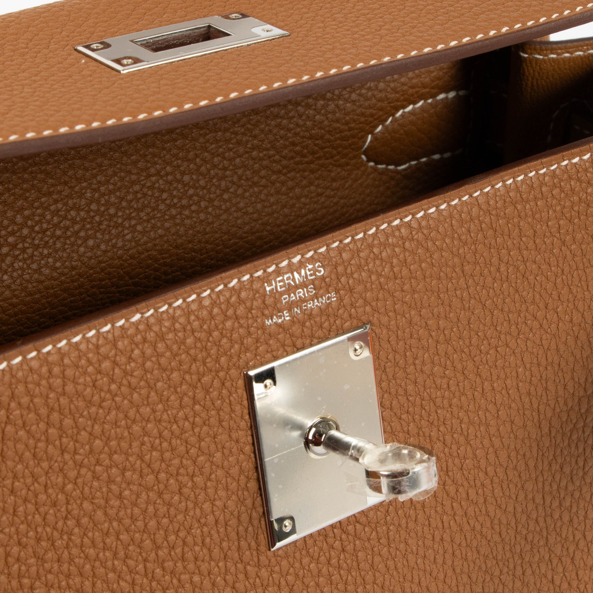 Hermès Kelly 28 Gold Togo PHW
