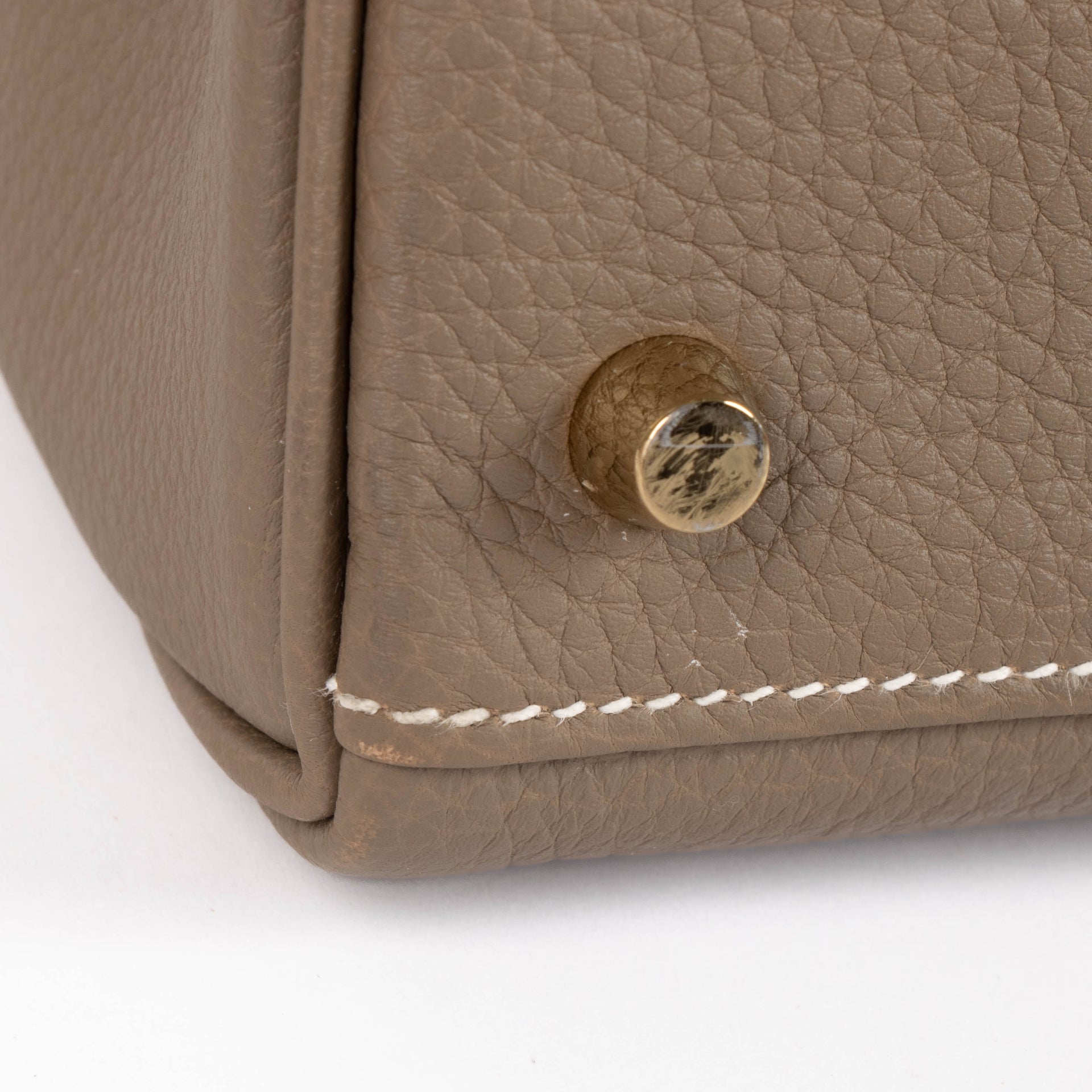 Hermès Kelly 28 Etoupe Togo GHW