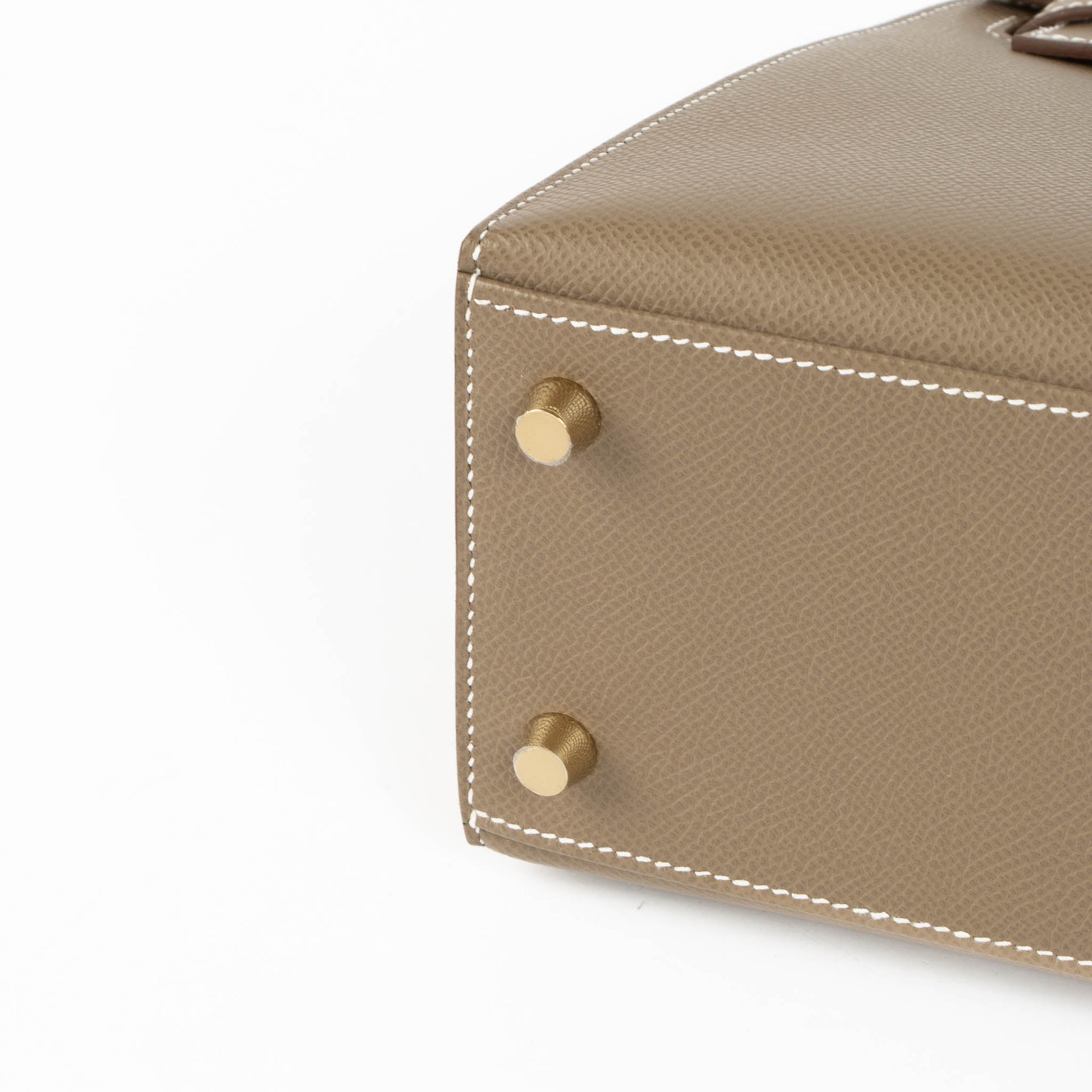 Shop the authentic Hermès Kelly II 25 Epsom Etoupe GHW brand-new on Labellov.com