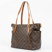 Shop this authentic louis vuitton monogram Totally Tote Bag pre-loved on Labellov.com