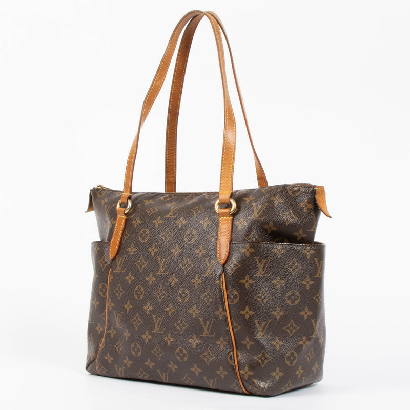 Shop this authentic louis vuitton monogram Totally Tote Bag pre-loved on Labellov.com
