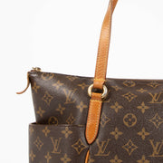 Shop this authentic louis vuitton monogram Totally Tote Bag pre-loved on Labellov.com