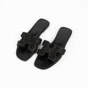 Shop these authentic Hermès Black Oran Flats Size 38 pre-loved on Labellov.com 