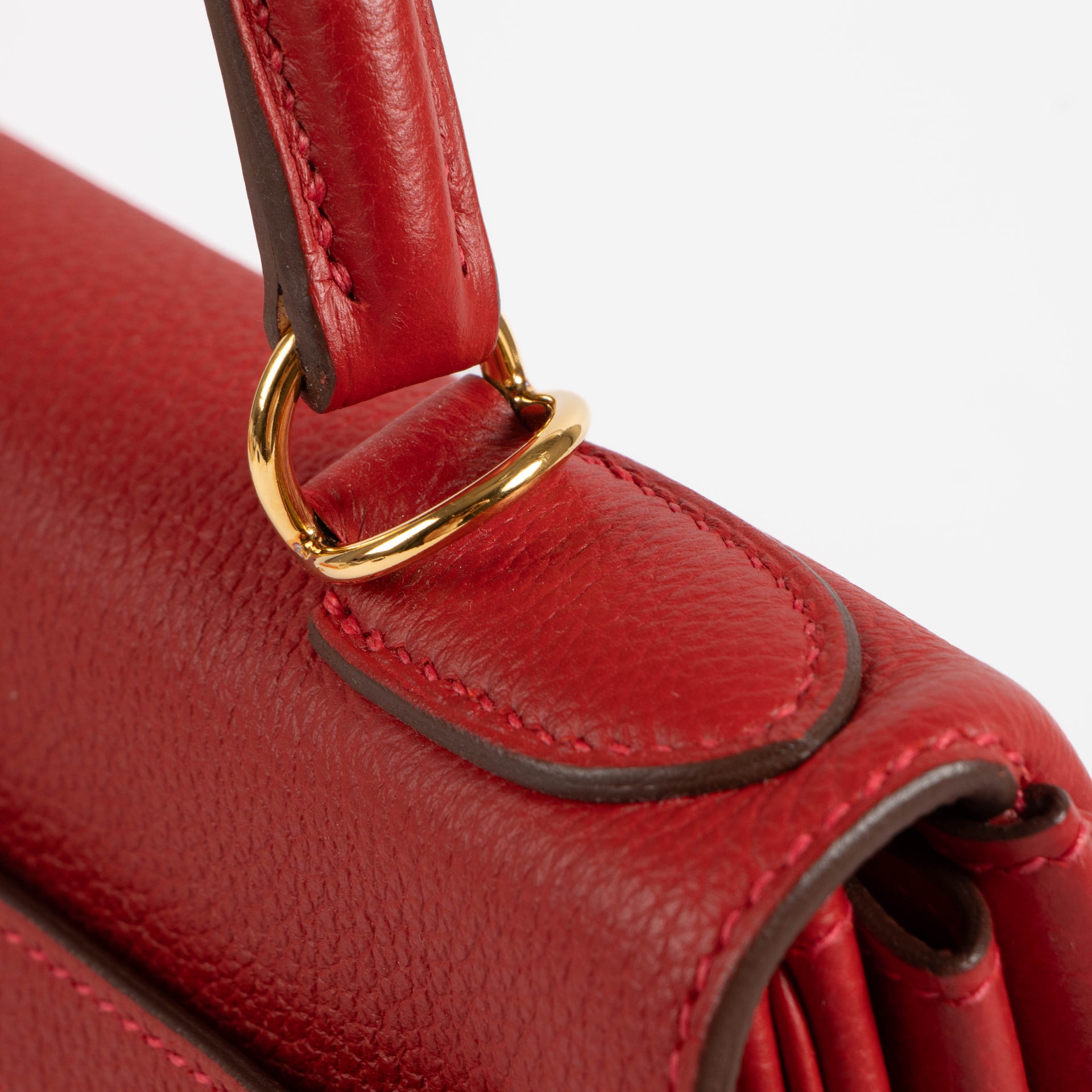 Hermès Kelly 28 Rouge Vif Togo GHW