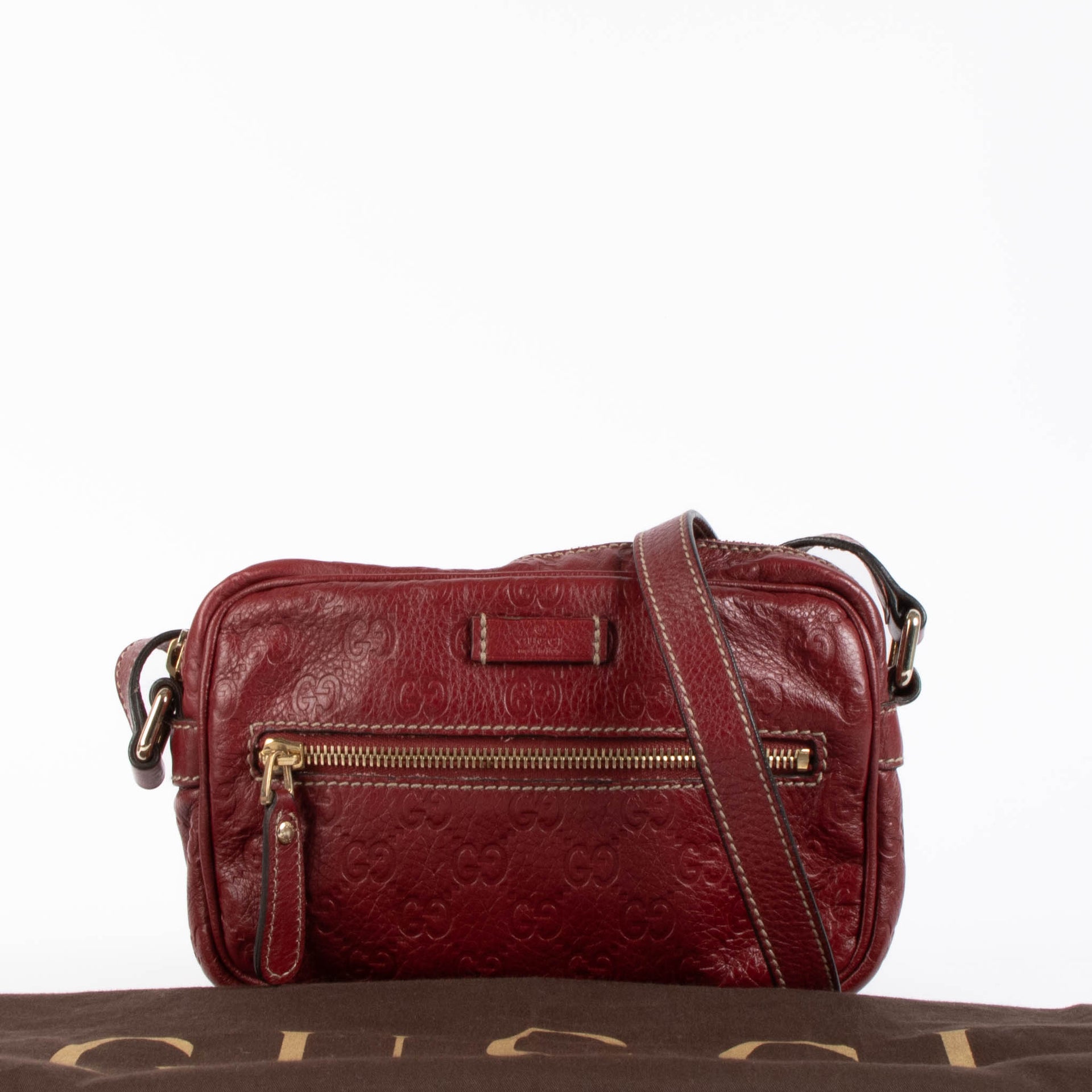 Shop authentic Gucci Red Guccissima Camera Bag on Labellov.com.